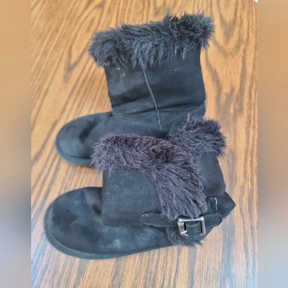 Children's Place Girls Winter Boots Faux Fur Size 1 - Picture 4 of 9